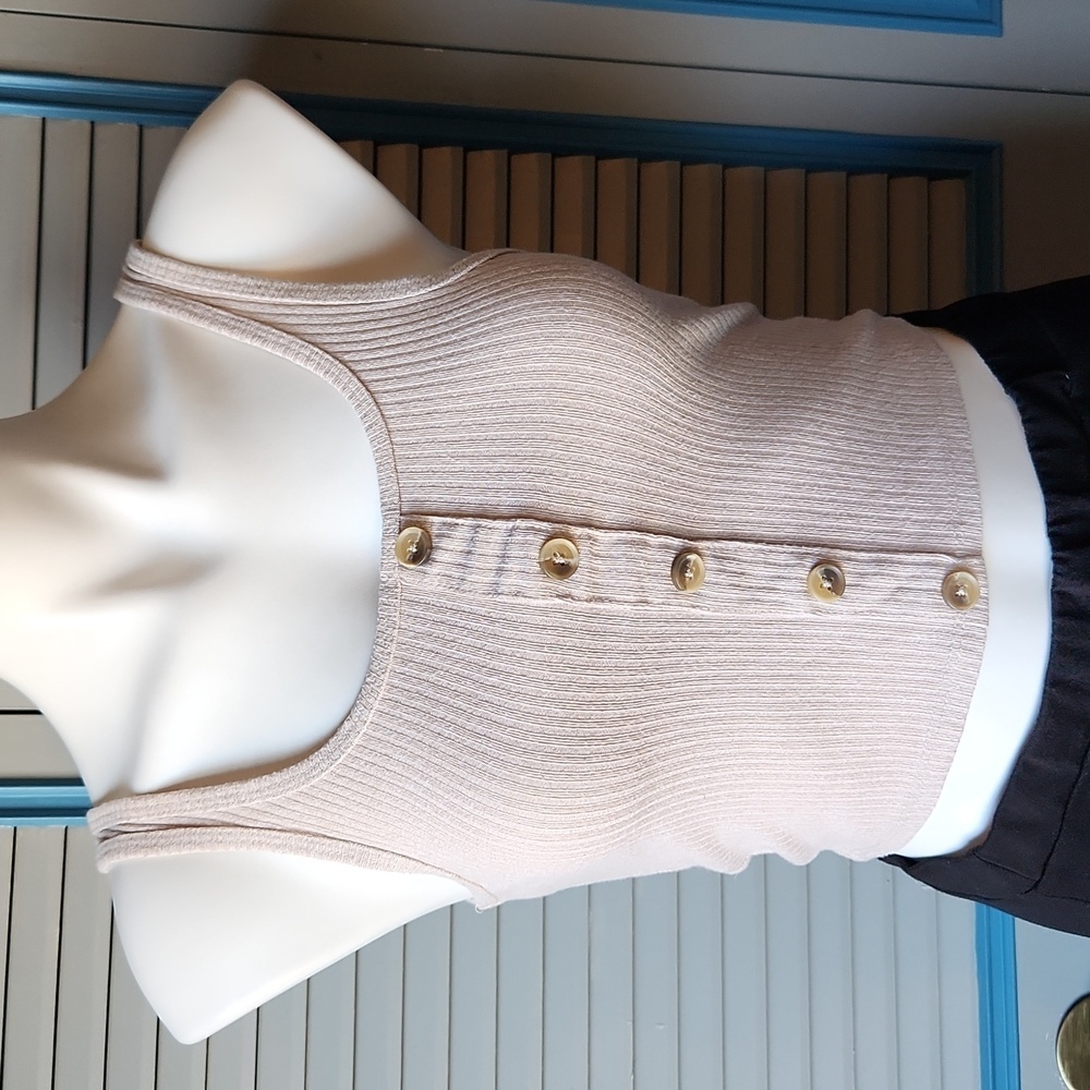 Streetwear Society Ribbed Button Front Crop Top - Picture 2 of 8